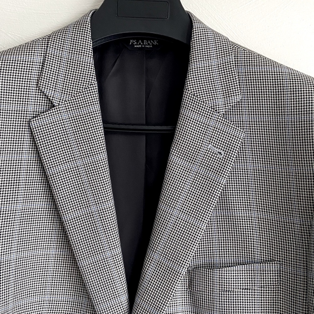 Jos A Bank Signature
Collection Mens 44R Wool/Silk
Plaid Blazer Sport Coat - Picture 3 of 12